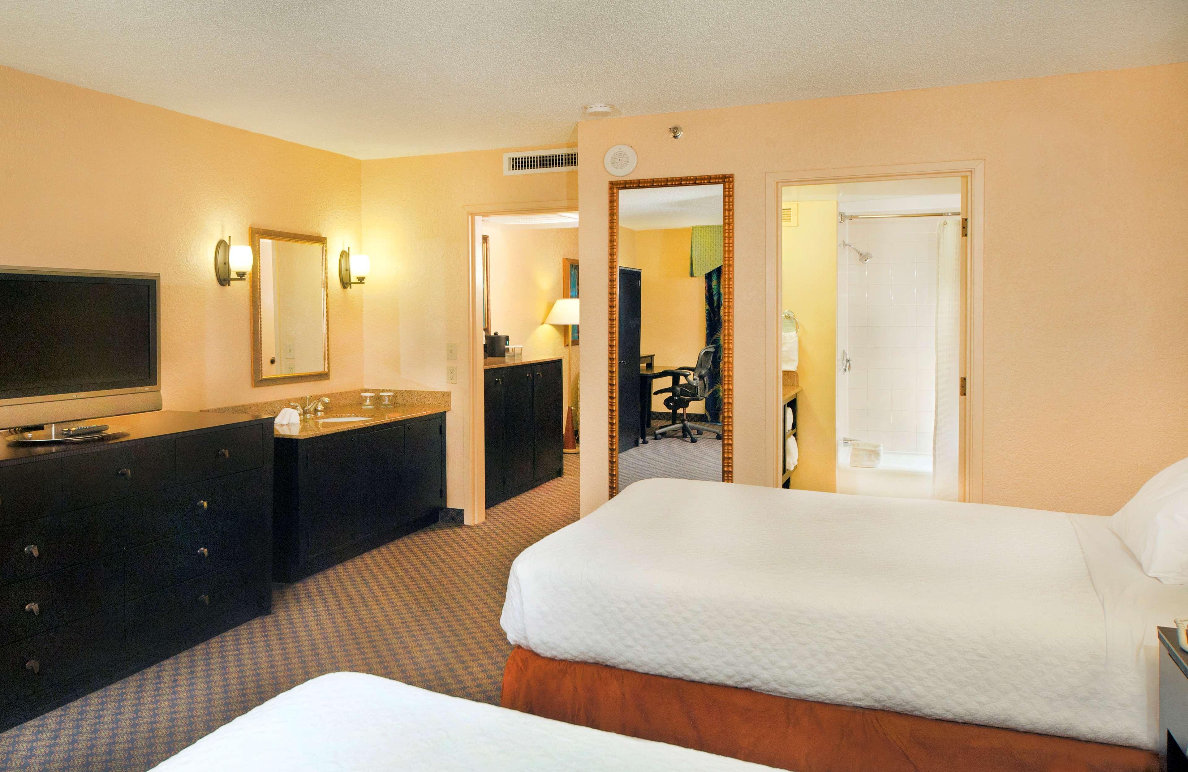 Embassy Suites By Hilton Miami International Airport Miami Springs Ngoại thất bức ảnh