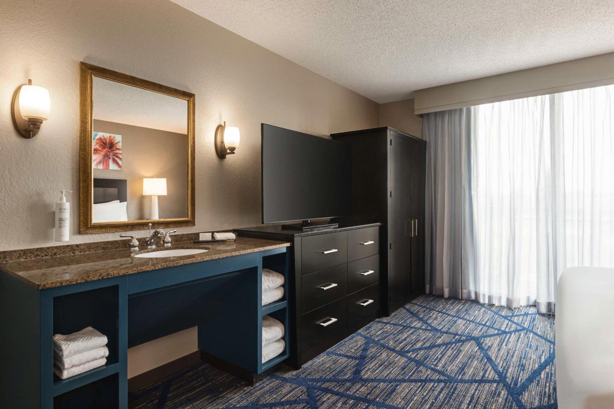 Embassy Suites By Hilton Miami International Airport Miami Springs Ngoại thất bức ảnh