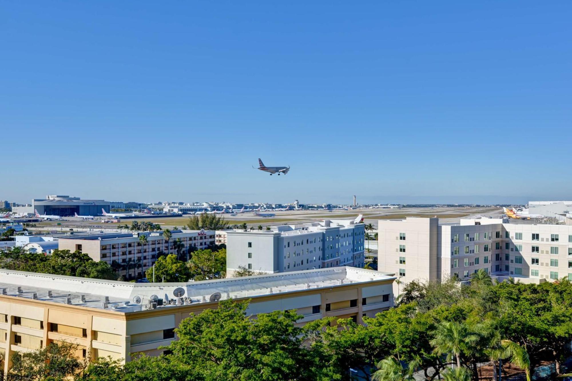Embassy Suites By Hilton Miami International Airport Miami Springs Ngoại thất bức ảnh